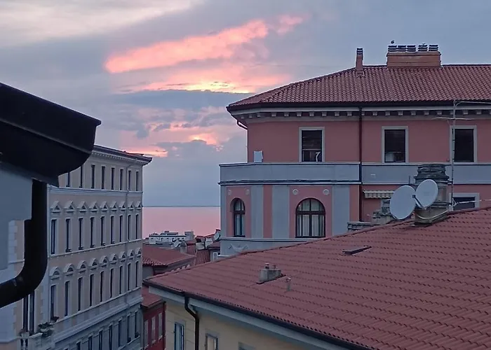 Galleria Sul Mare Apartment Trieste